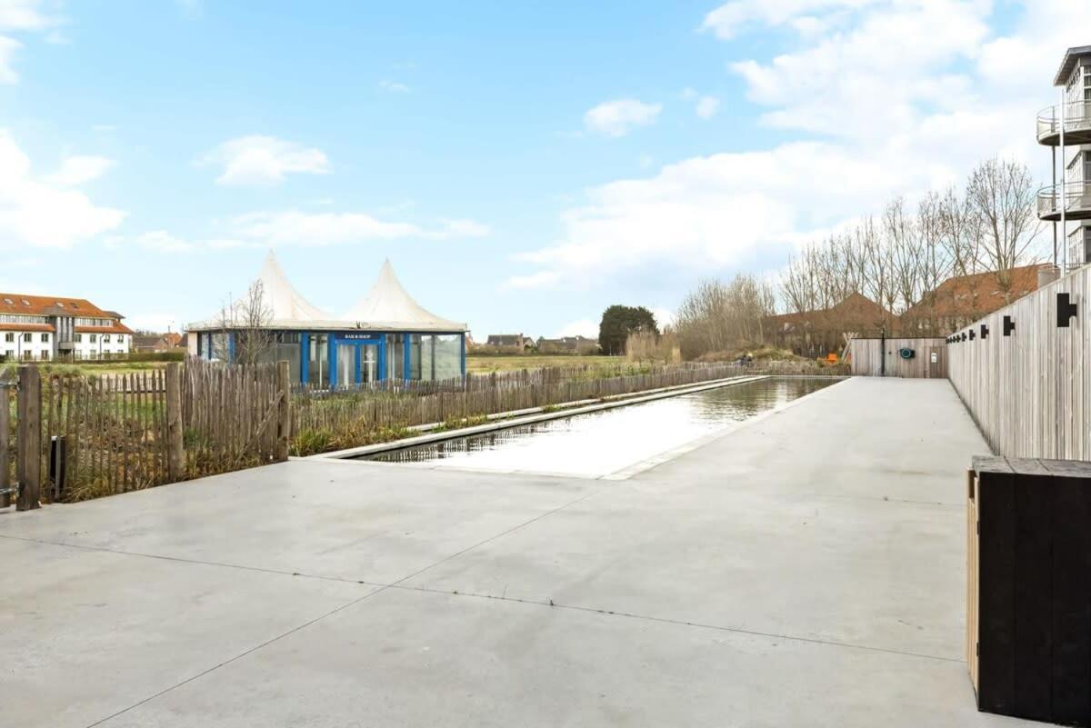 Huswell - Apartment With Natural Swimming Pool Middelkerke Bagian luar foto